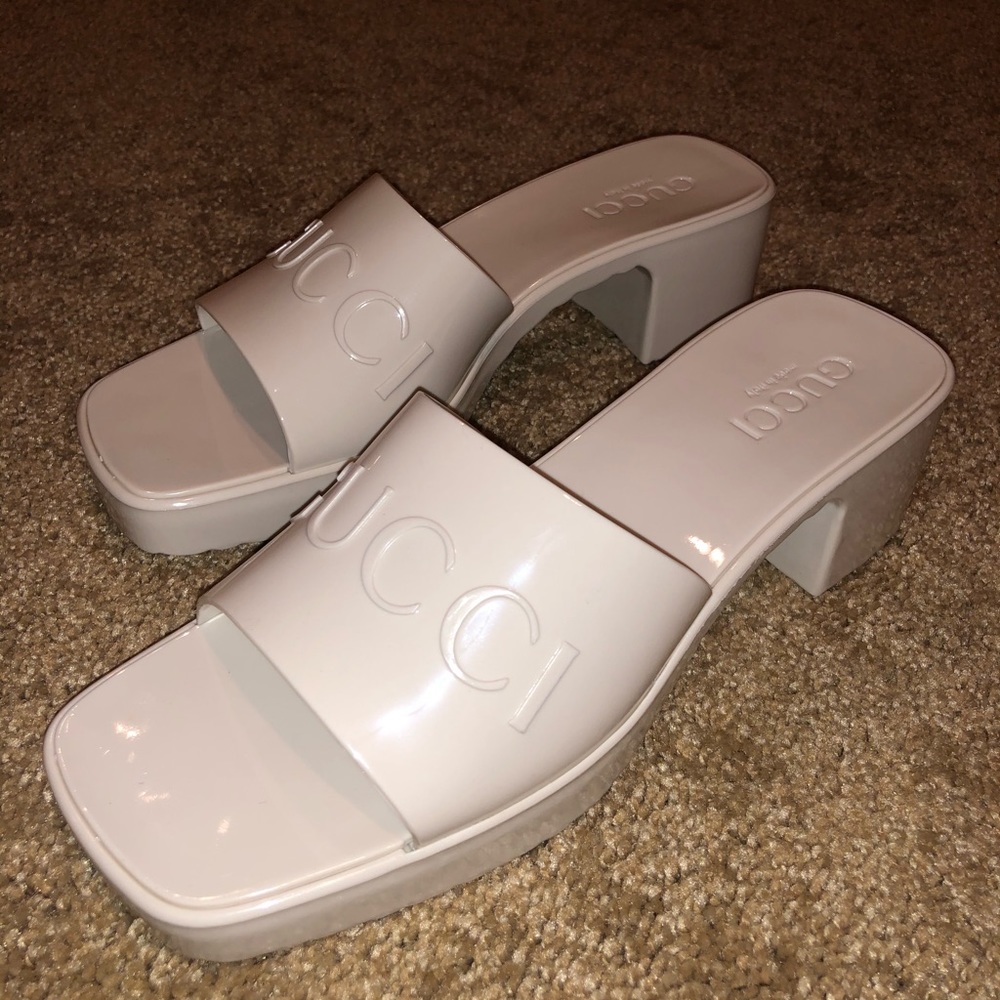 Jelly DUPE sandals